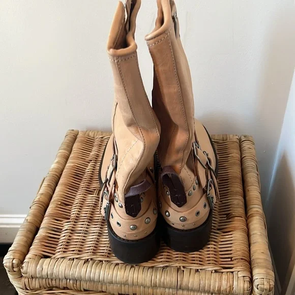 We The Free Janey Engineer Boots Size 10 NEW